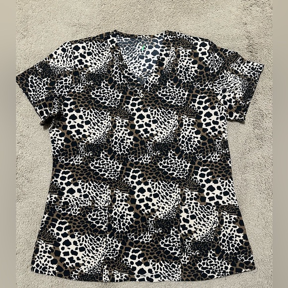 GT Performance Tops - GT Performance Print Scrub Top